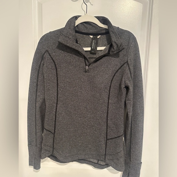 Tops - Atheleisure 3/4 zip